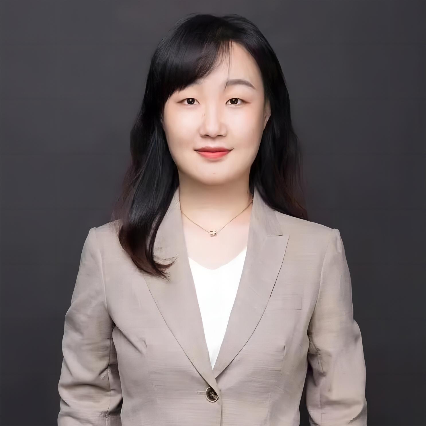 李玲